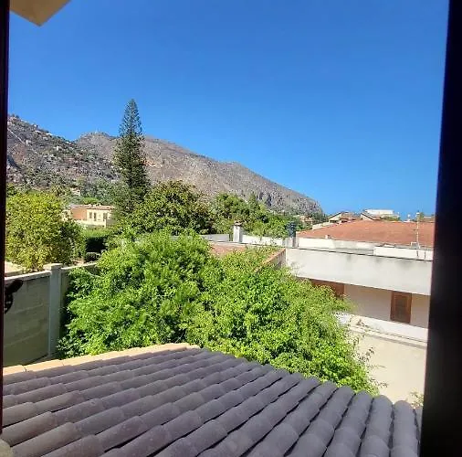 Rosa Bed & Breakfast *