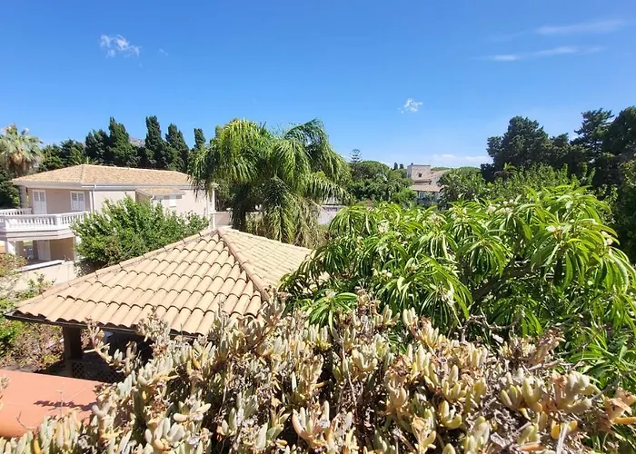 Rosa Bed & Breakfast *